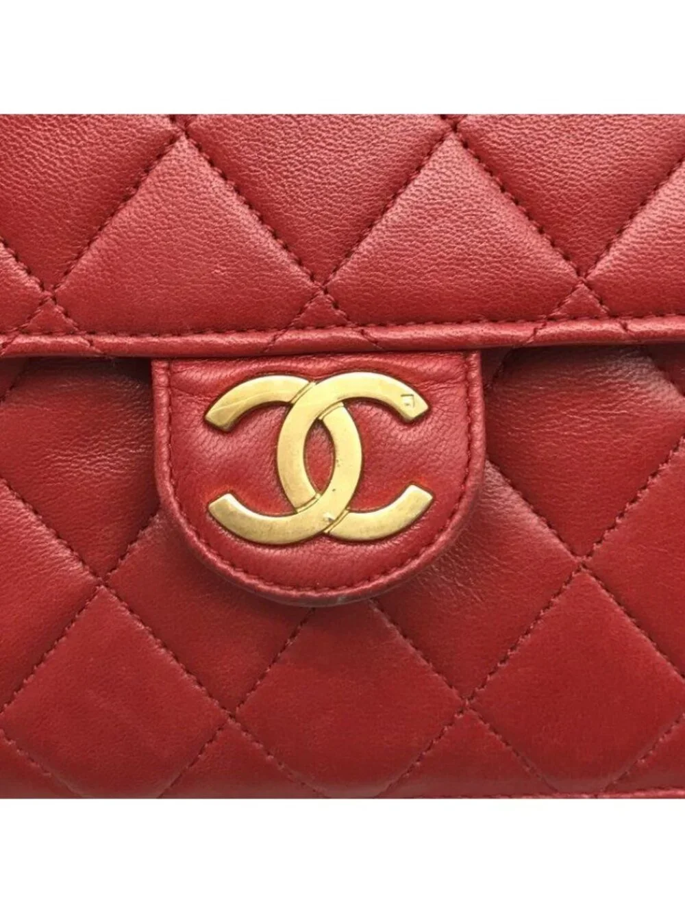 Chanel CC Logo Quilted Chain Shoulder Bag Push Lock Leather